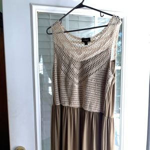 Long sleeveless knit dress